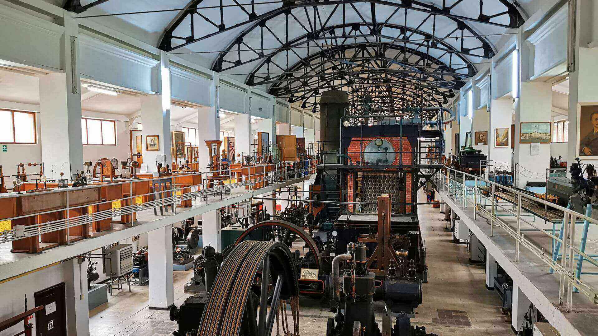 Muzeul Tehnic - Vintage Machinery