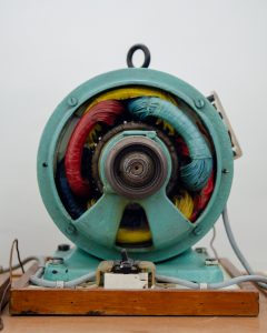 Model motor trifazic